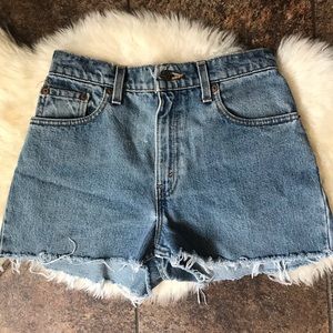 LEVIS SHORTS 550